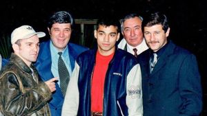 Marea legendă a României nu are cont de Facebook şi îşi strigă furia: „A lovit în noi, în familia lui”