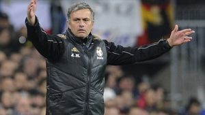 Dezvăluiri incendiare: 'Jucătorii sunt nefericiți cu Mourinho' **Nu i-a mai vorbit lui Kaka de 4 luni