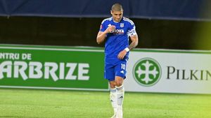 Adrian Mititelu, anunț de ultimă oră despre Juan Bauza și răspuns vehement pentru contestatari: „Antrenorul nu face echipa de tâmpit!” | VIDEO