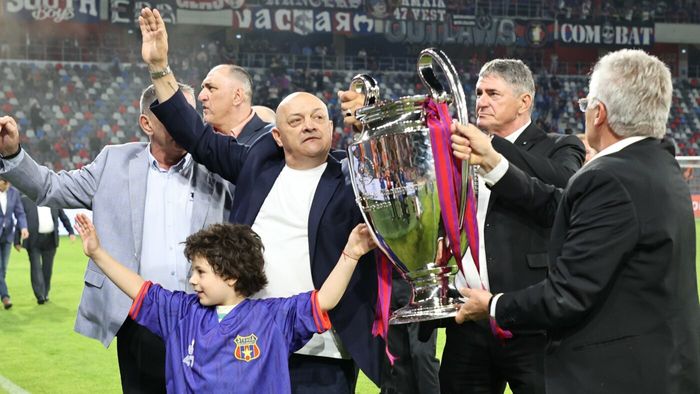 Gabi Balint a vorbit despre modul în care se poartă fanii FCSB cu unele legende roș-albastre: „Cei care vorbesc urât de noi nu sunt suporteri steliști!”