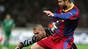 VIDEO AMUZANT** VEZI cum plănuiește Valdes să-și perfecționeze engleza și cum încearcă Pique să-l "combine" cu sora Shakirei :)