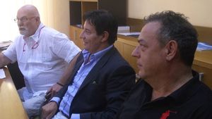 Investitorii au dispărut ca măgarul în ceață!** Un club din Liga I spera să se salveze, dar a fost lăsat cu ochii în soare: "Sunt niște papagali"