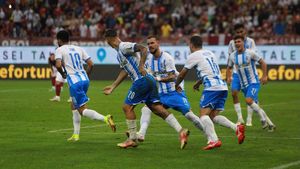 Rapid - Universitatea Craiova 1-2. Ce nebunie de meci! Elvir Koljic aduce victoria pentru olteni, pe final. Giuleștenii, la primul eșec