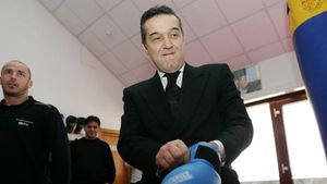 "Mi-e rușine de rușinea lui Becali când vorbește despre bătaie"