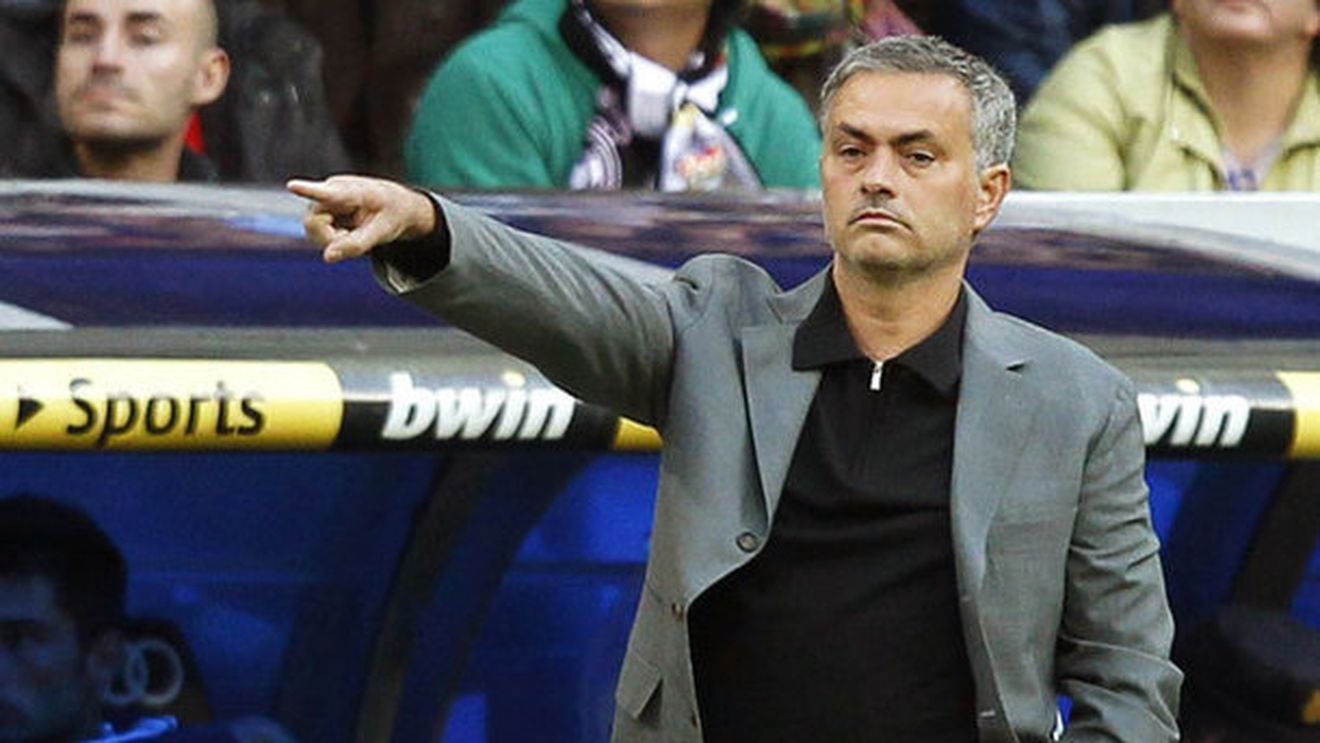 Variantă neașteptată pentru Mourinho: pleacă de la Real pentru a prelua un club care e în liga secundă: "Agentul lui e încântat!"**
