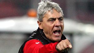 Sorin Cârțu anunță întăriri la Universitatea Craiova: „Probabil o să mai luăm un atacant!” Detalii despre revenirea lui Koljic