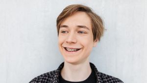 ADVERTORIAL | Aparatul dentar și sporturile - cum îți protejezi eficient dantura în timpul tratamentului ortodontic