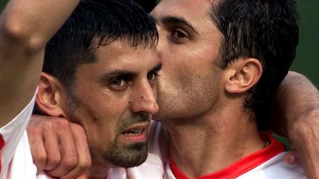 EXCLUSIV | "Din 5 ocazii, el îți dădea mai multe goluri!" Cine a fost mai bun atacant, Niculescu sau Dănciulescu? Un fost coechipier al celor doi dă verdictul: "Unul înscria și când centram prost. Celălalt era mult mai tehnic"