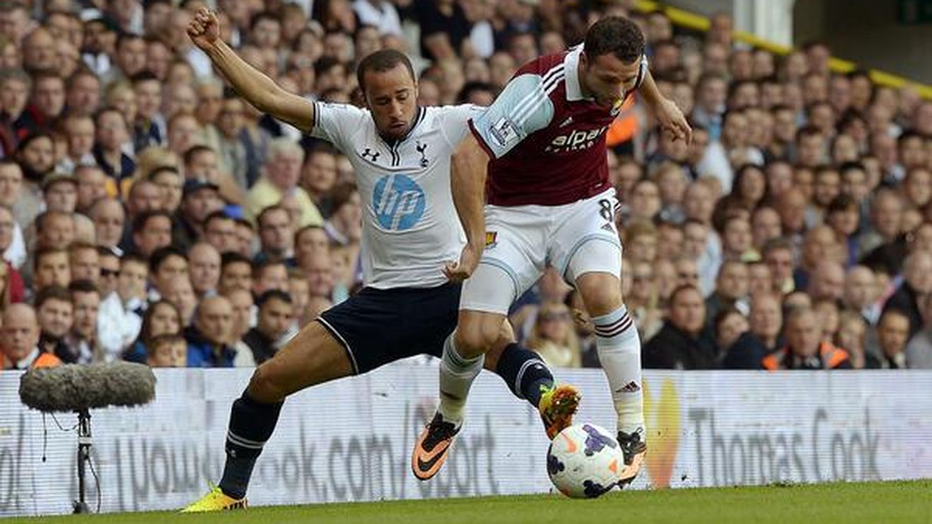 EXCLUSIV | "Ne-am întâlnit pe o plajă și mi-a spus 'De patru ori am încercat să te iau!'". Raț, curtat de un mare antrenor din Premier League: "N-am știut nimic până n-am ajuns în Anglia"