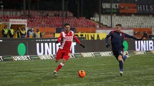 Suporterii lui Dinamo, mesaj superb afișat la meciul cu Chindia Târgoviște! Promisiunea pentru jucători | FOTO EXCLUSIV