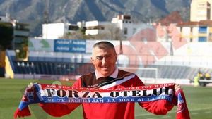 Trei puncte și o semnătură!** Dublă lovitură pentru Oțelul. Grigoraș vine la Galați și anunță ieșirea din criză: "Sută la sută voi semna"