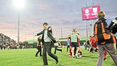 INTERVIU | Pentru prima dată, omul pus la zid de Porumboiu explică suspiciunile din jurul său!** Răzvan Zamfir: "Îmi felicit jucătorii de la U... pardon, CFR"