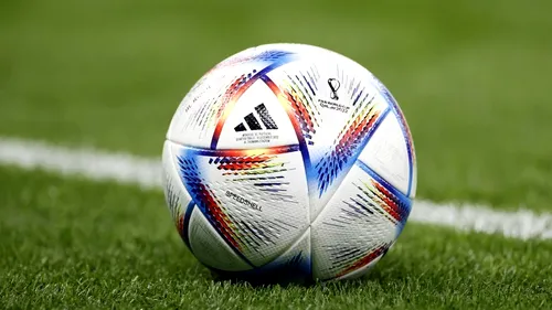 FIFA schimbă mingea la Campionatul Mondial din Qatar începând din semifinale! Cum va arăta noul balon | FOTO