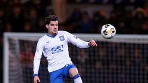 Cifrele lui Ianis Hagi în primele 45 de minute ale meciului Dundee - Rangers arată că decizia lui Clement e penibilă! Românul a avut 88 la sută acuratețea paselor