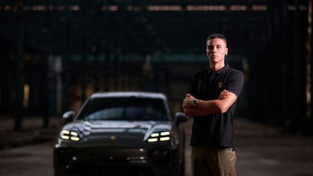 CTP, pus la zid pentru că a atacat decizia lui David Popovici de a-și cumpăra un Porsche: „Să ne explice cum a murit Dumitru Tinu, dacă se pricepe la mașini”