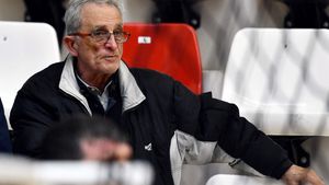 Divorțul lui Gațu. Femeia care l-ar fi despărțit de nevastă s-a decis să vorbească: „Fiecare a luat câte 100.000 de euro. Credeți că poate fi vorba de o relație sexuală?”