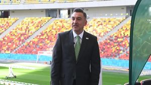 FCSB a dat lovitura cu un transfer care părea să fie eşec! Ilie Dumitrescu l-a remarcat imediat după victoria cu Virtus: „Racheta a devenit jucătorul meu preferat”
