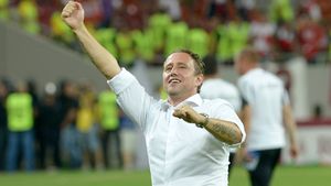 Ei sunt norocoșii! Din lista de 11, Steaua a ales trei "piese" pe care să le transfere pentru grupele Ligii Campionilor

