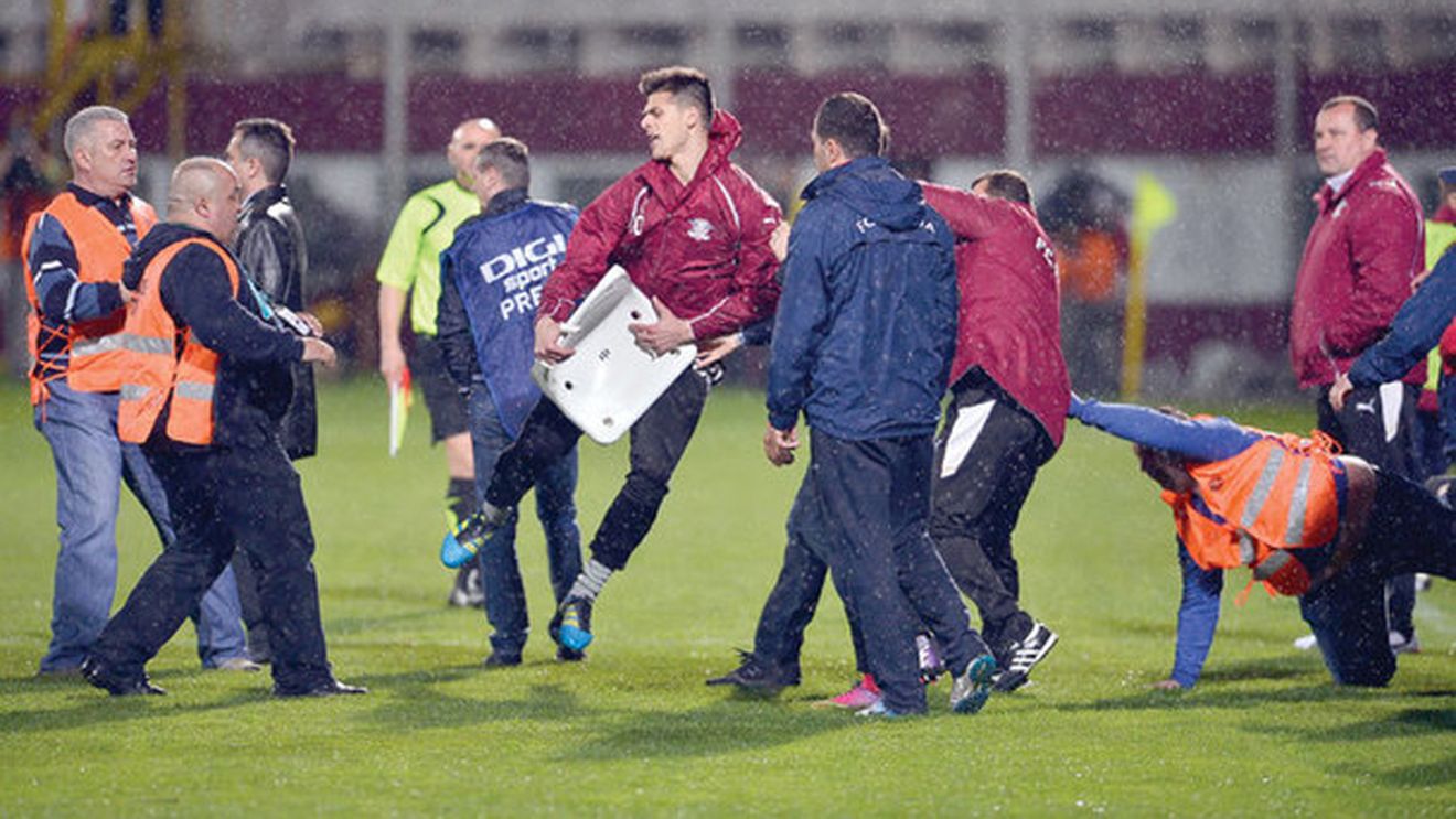 Dragomir spune că stadionul Giulești ar trebui închis