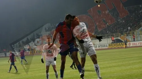 Și Bistrița are ultrași:)** Suporter interzis pe stadion după Gloria-Steaua!