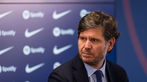 BREAKING NEWS! Cutremur la FC Barcelona: cel mai important om din club şi-a anunțat plecarea! Rupe contractul şi aruncă în aer transferurile lui Laporta, în frunte cu Leo Messi!