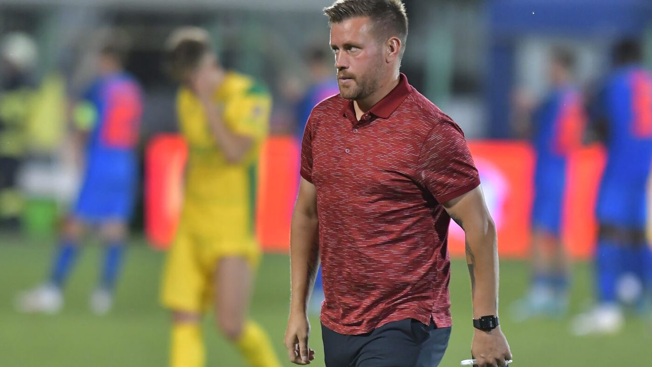 Mihai Pintilii a petrecut cu doi jucători de la FCSB în ziua în care FRF l-a suspendat! Cum a fost surprins | FOTO