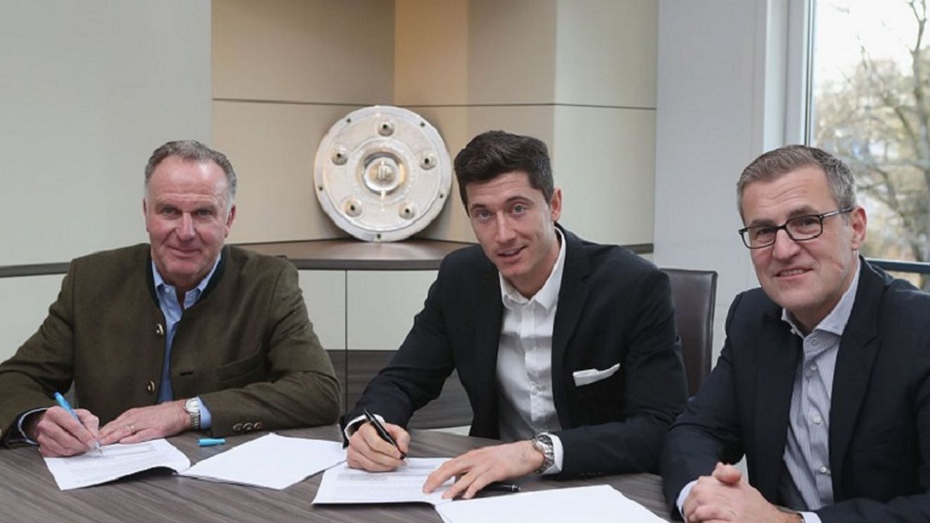Robert Lewandowski a acceptat o nouă provocare: "Sunt foarte fericit că negocierile s-au concretizat"