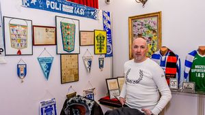 SPECIAL | Un suporter fanatic al Politehnicii Iași și-a tatuat pe braț tribuna oficială din Copou și stemele echipei iubite. „Dacă luăm Cupa, mi-o tatuez și pe aia”