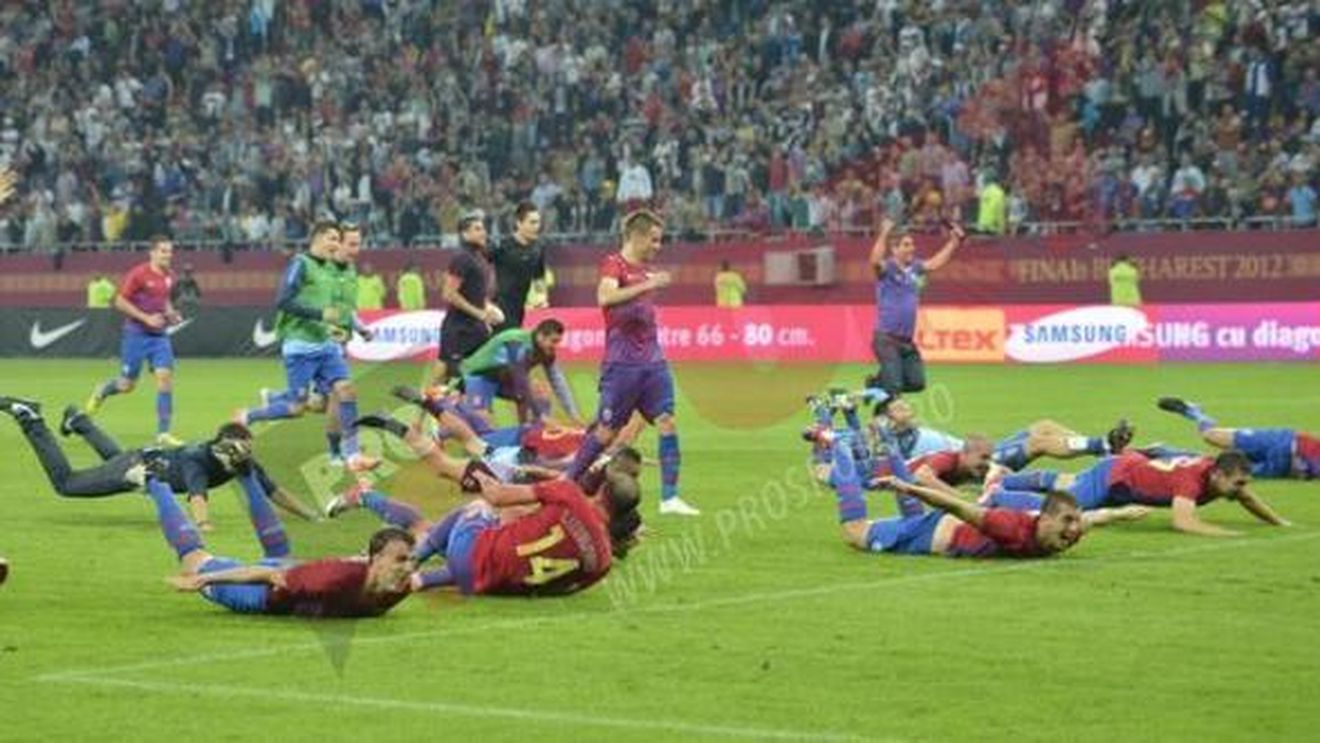 Victorie după 10 ani în fața Rapidului!** Reghe: "Era nedrept să nu câștigăm! Au tras de timp din minutul 20"