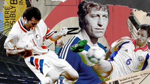 Sondaj fără precedent în presa sportivă, comandat de ProSport! Românii și-au votat idolii: Gică Hagi, ales cel mai bun fotbalist din toate timpurile! Surprize mari în TOP 5