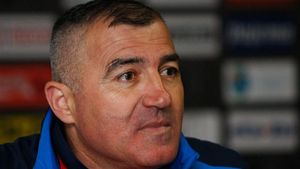 Becali își freacă mâinile de bucurie și simte că va da lovitura!** Condiția ca Grigoraș să rămână la Târgu Jiu îi dă speranțe: "Vreau mai mult"