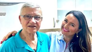 Nepoata lui Mircea Sandu, lovită dramatic de destin! I-au murit doi logodnici și a fost părăsită de soț, după 7 ani de mariaj, pentru o altă femeie!