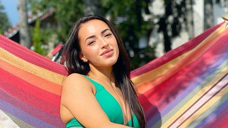 Motivul pentru care Larisa Iordache s-a despărțit de iubitul său: „Nu mai eram pe aceeași lungime de undă” | GALERIE FOTO