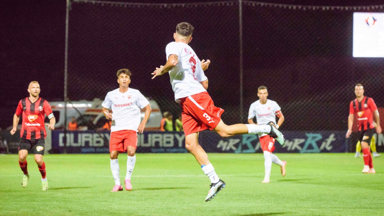 „Suntem în România și asta ne ocupă tot timpul”. Explicația pentru care transferul verii de la Dinamo nu va putea juca până în august deși nu e accidentat