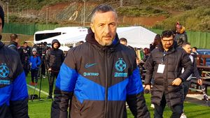 Să ne distrăm cu MM Stoica! 8 replici amuzante din timpul meciului + Cine e „Prințul” de la FCSB