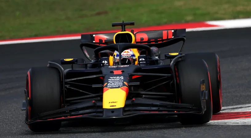 Max Verstappen e de neoprit: va porni din pole-position şi în Marele Premiu al Chinei