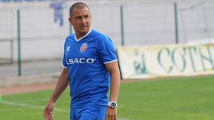 Au scos un punct contra campioanei și au prins aripi: "Ne propunem play-off-ul!". Discursul lui Costel Enache după CFR - FC Botoșani 1-1