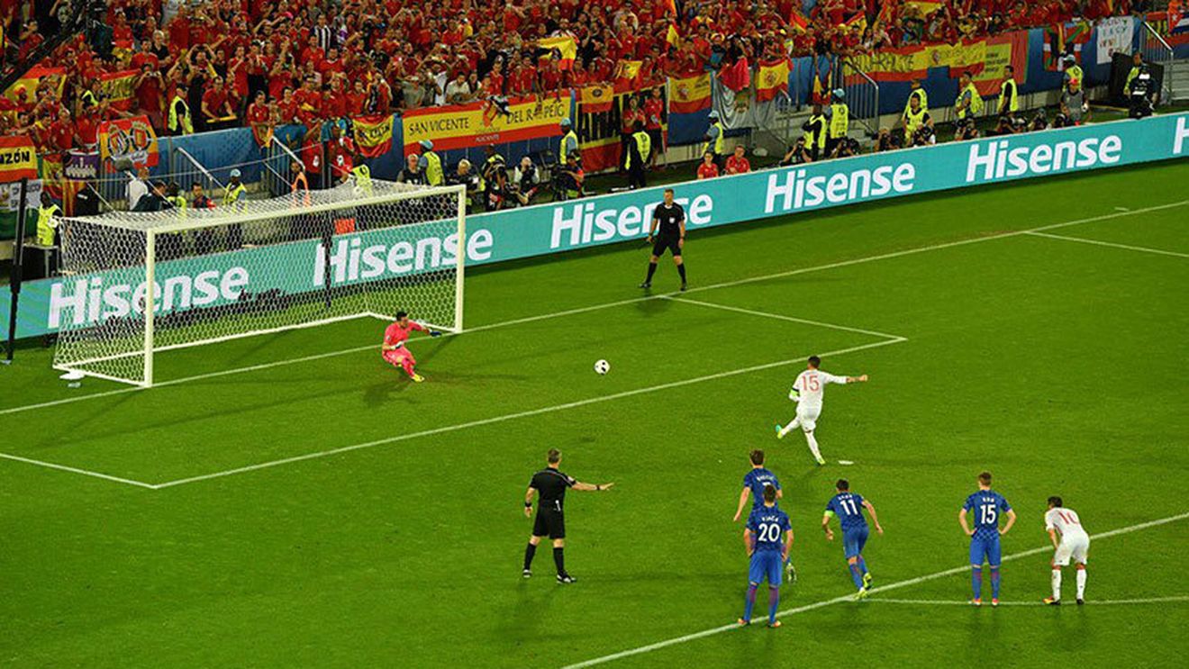 Pierluigi Collina susține că penalty-ul ratat de Sergio Ramos în meciul cu Croația trebuia repetat