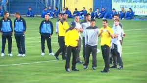 "Io mi-s pui de ultrășean" VIDEO: Steliștii și-au dat jos căștile de la Dr. Dre pentru un moment unic produs de fanii din Bârsana