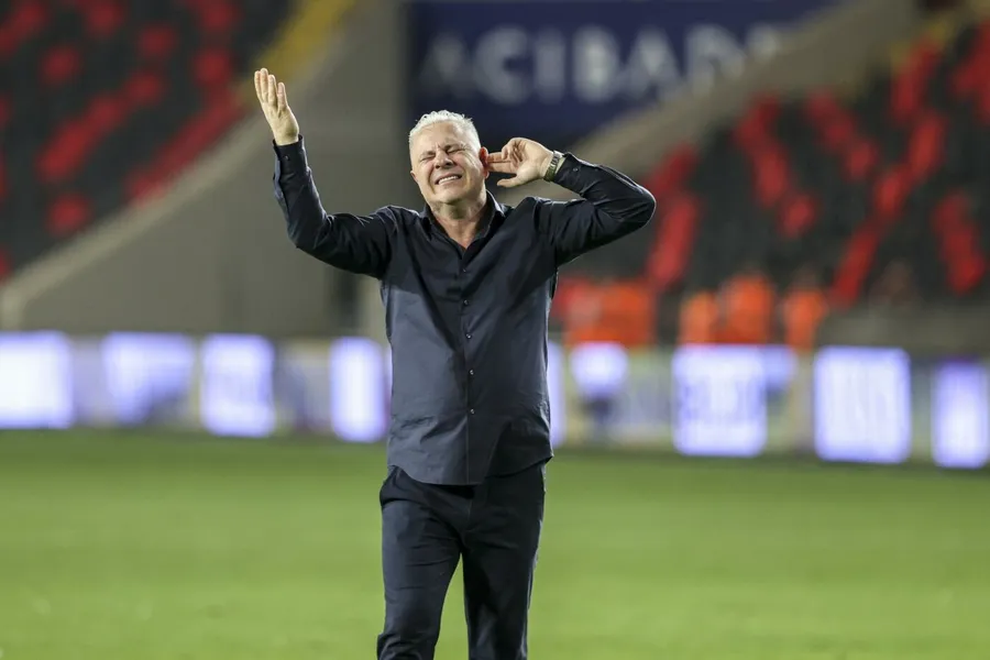 „Salariu mai mult de un milion și jumătate net!”. Șumudică a anunțat lovitura verii