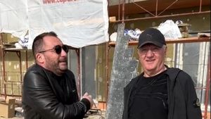 Muncitorii pakistanezi au adormit și au băgat în priză un reșou, iar restaurantul milionarului român a ars din temelii! Prietenul lui Mitică Dragomir e terminat: ce sumă colosală a pierdut pe loc, în focul devastator!