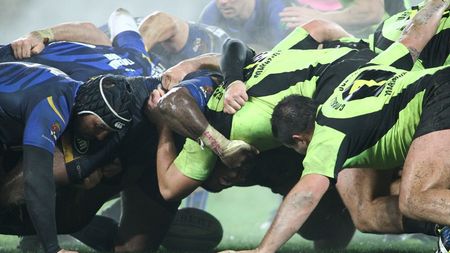 Regimul Putin face jocul și în sport. Brigada galeză de arbitri de la meciul Krasnoyarsk - Baia Mare nu a primit viză de intrare în Rusia. "Zimbrii" vor afla cu 2 zile înaintea partidei ce jucători au primit viză