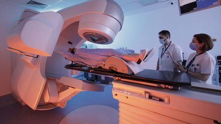 (P) Abordarea multidisciplinară modernă, esențială pentru pacienții oncologici