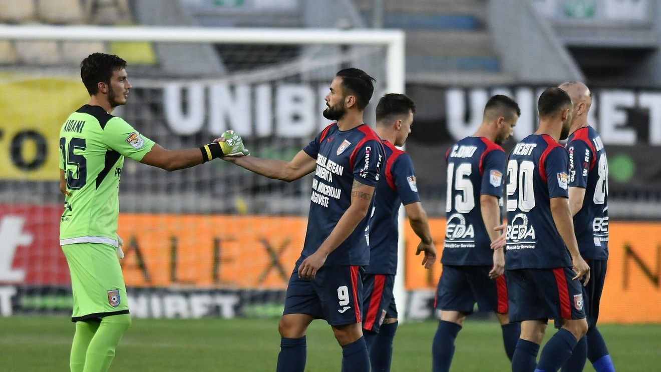 Moment simpatic la interviurile de după Chindia Târgoviște - CS Mioveni: „Îmi tot spunea «Când spui și tu la TV că te-am făcut mare?»”