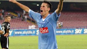 VIDEO/ De ce nu mai merge Rădoi la Inter: Moratti oferă 40 de milioane pentru Marek Hamsik!