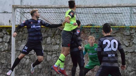 ASU Poli a pierdut amicalul de 100 de minute cu CSM Reșița. Concluziile trase de Dan Alexa și Alin Minteuan