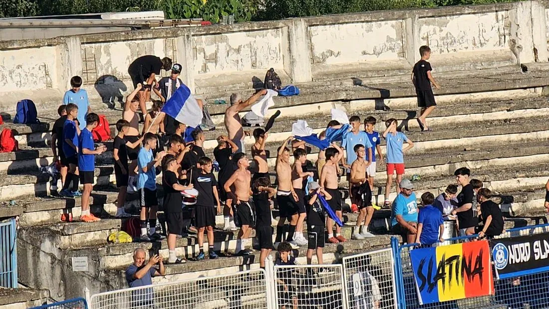 Lider în Liga 2, CSM Slatina joacă pe un stadion care arată tot mai rău. Gică Craioveanu: ”Cade tencuiala, cade tot”