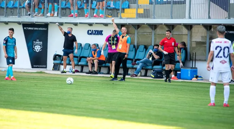 HAOS în Liga 2? Doi arbitri din brigada care a condus meciul Turris Oltul - Campionii FC Argeș au fost depistați pozitiv cu noul coronavirus