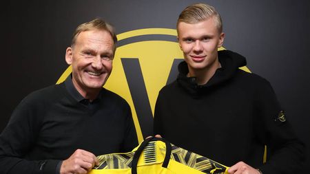 Borussia Dortmund a dat o lovitură incredibilă pe piața transferurilor! Un super jucător a ajuns în Germania și a fost prezentat ca o veritabilă vedetă