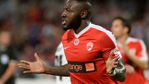 Trimis la echipa a doua, Ghonere a răspuns pe teren: hat-trick în 35 de minute! Bizon-show pe "Romprim"